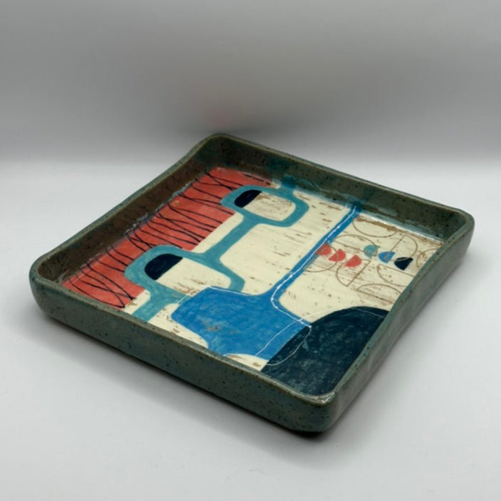pink and blue tray
