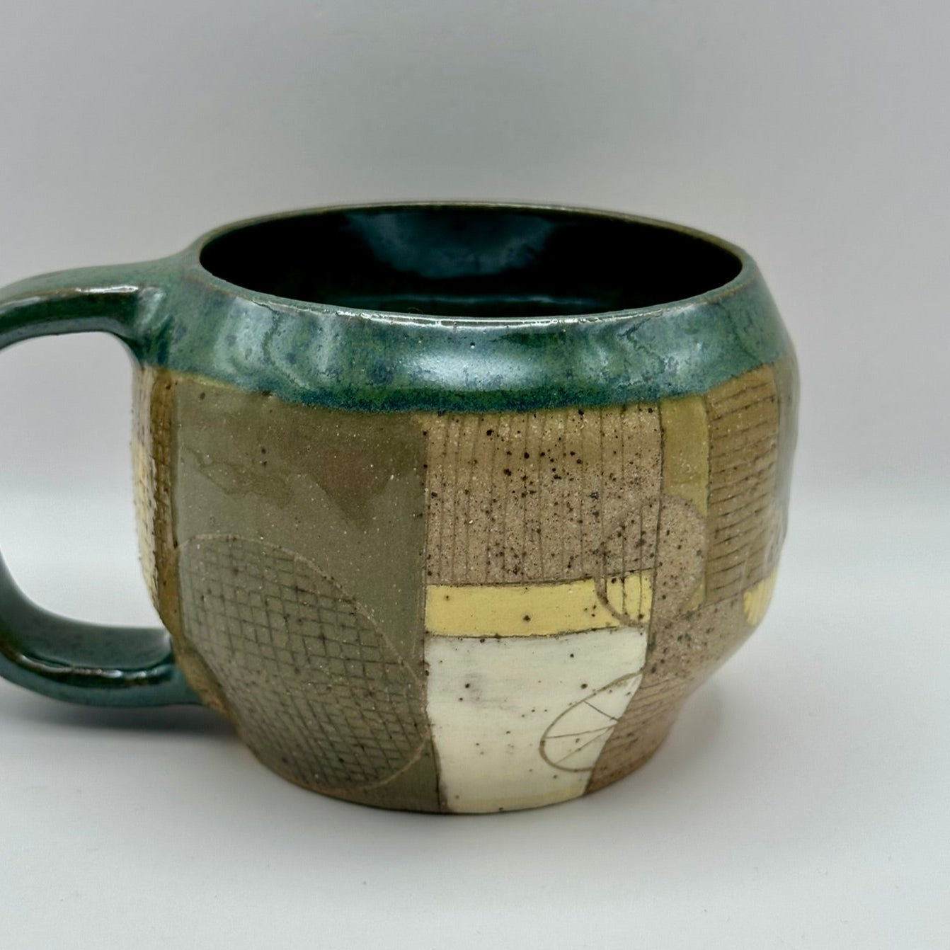 green colorblock mug