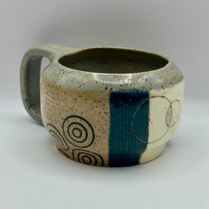 circle and color block mug 