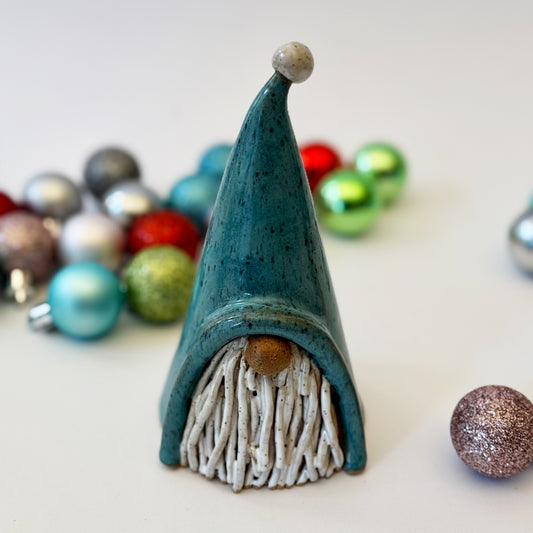 gnome | blue spruce
