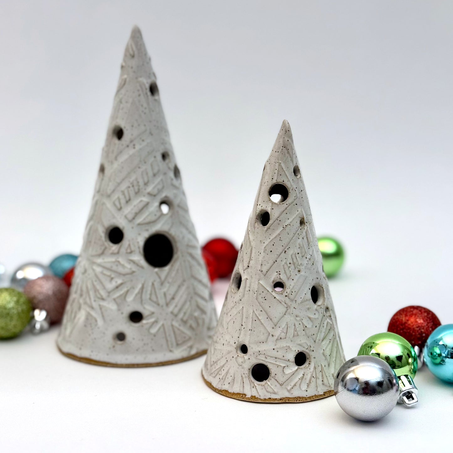 snowflake summit tree luminary—peak edition