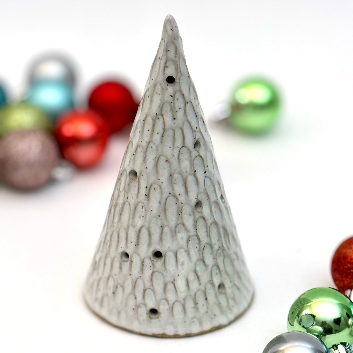 snowdrip tree luminary