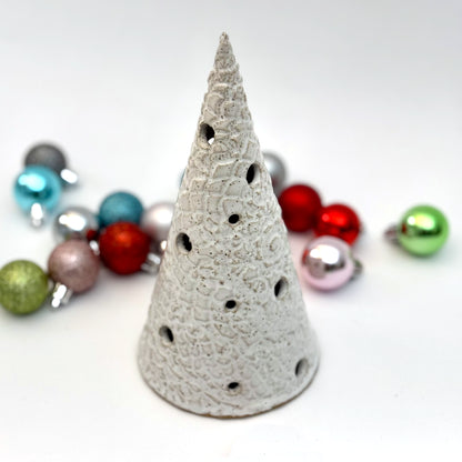 winter woven tree luminary