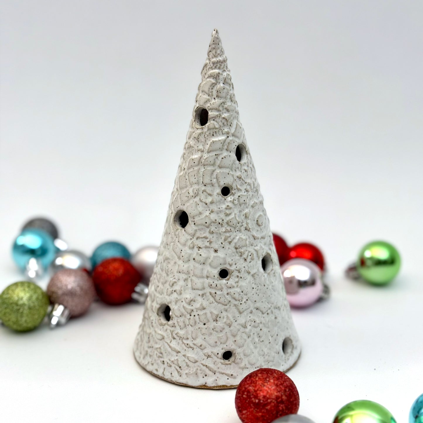 winter woven tree luminary