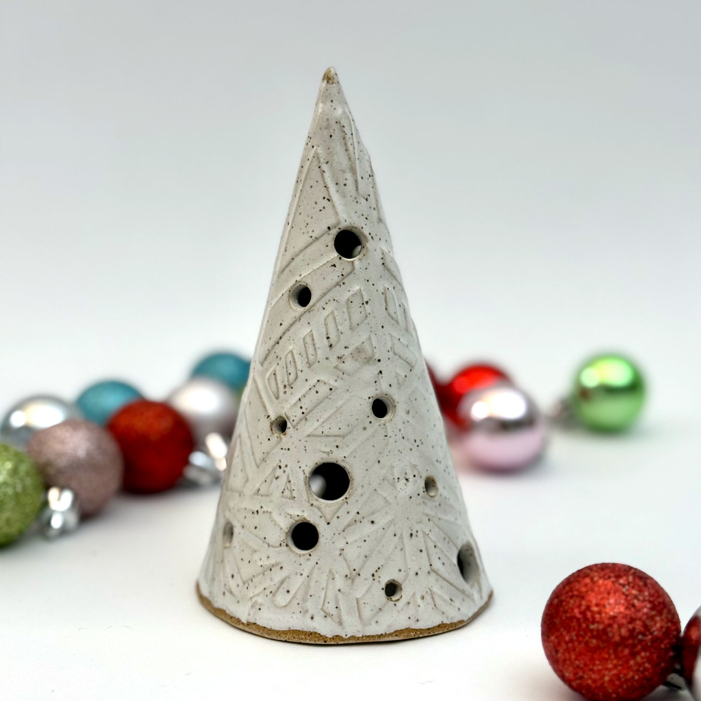 snowflake summit tree luminary—mini peak edition